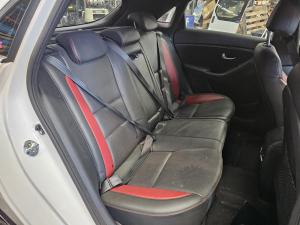 2016 Hyundai I30 GD 2.0L G4NC AUTO 6SPD FWD SR PREMIUM image 8