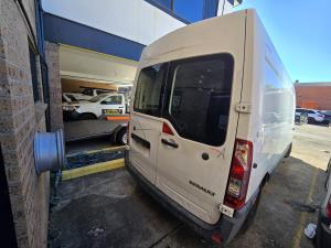 2013 Renault Master VAN 2.3DT MAN 6SPD FWD X62 LWB MID ROOF image 8
