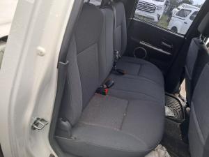 2011 Isuzu D Max RA image 8