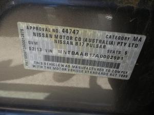 2013 Nissan Pulsar B17 image 8