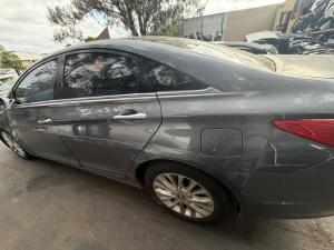 2012 Hyundai I45 image 8