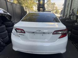 2014 Toyota Camry image 8