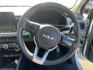 2022 Kia Rio YB image 8