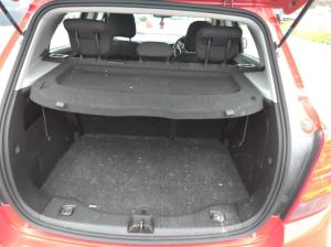 Holden Trax TJ image 8