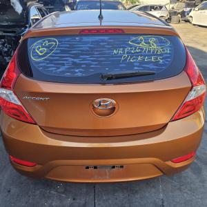 2015 Hyundai Accent RB image 8