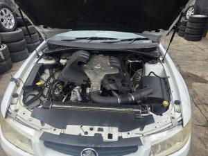 2005 Holden One Tonner VZ image 8