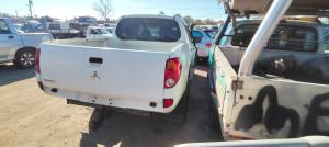 2006 Mitsubishi Triton image 8