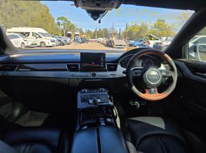 2015 Audi A8 image 8