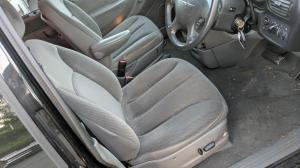 2005 Chrysler Voyager LX LWB image 8