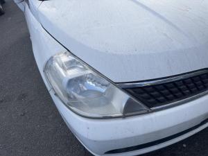 2007 Nissan Tiida image 8
