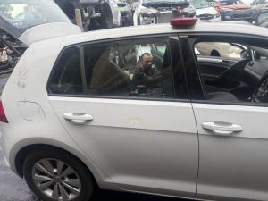 2015 Volkswagen Golf image 8