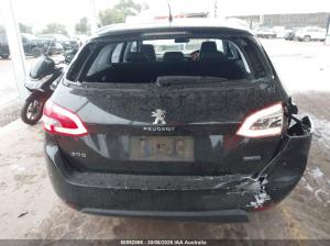 2017 Peugeot 308 image 8
