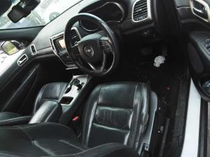 2014 Chrysler Grand Cherokee LAREDO 4X2 image 8