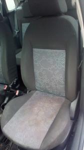 2008 Ford Fiesta LX image 8