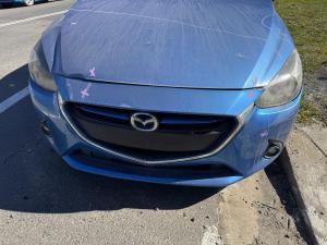2015 Mazda 2 image 8