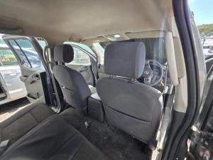 2010 Nissan Navara D40 ST image 8