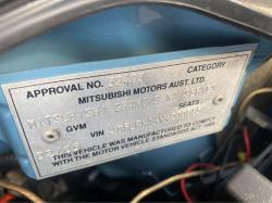 2005 Mitsubishi Grandis image 9