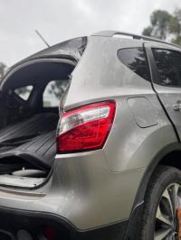 2010 Nissan Dualis image 9