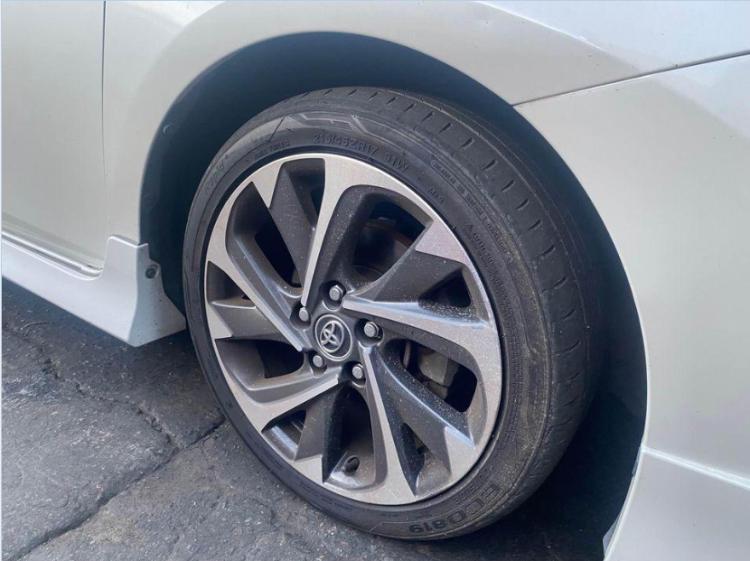 toyota Corolla ZR 2017 Parts & Wrecking