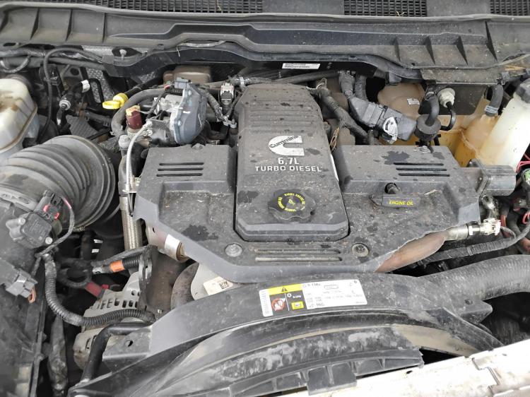 dodge Ram 2500 LARAMIE Jan 2017 Parts & Wrecking