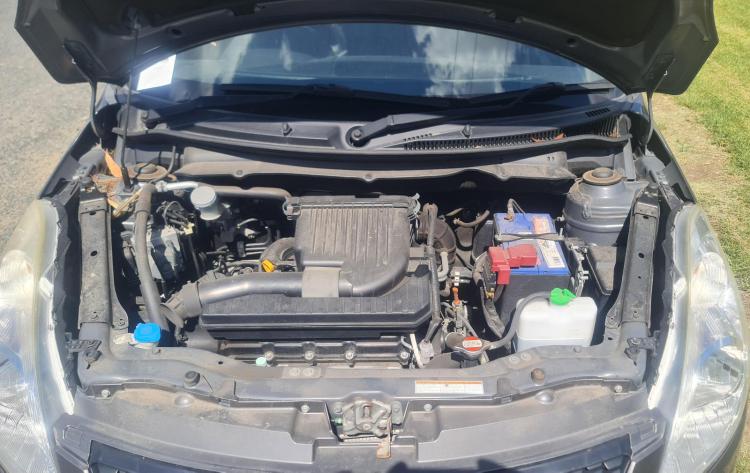 suzuki Swift FZ GLX Sep 2012 Parts & Wrecking