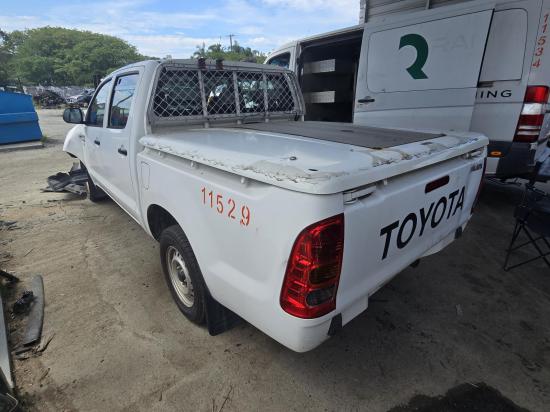 toyota Hilux TGN16R WORKMATE Apr 2010 Engine Motor 