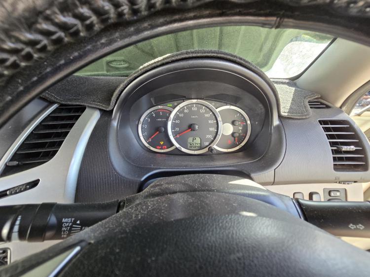 mitsubishi Triton MN GLX-R Jan 2012 Parts & Wrecking