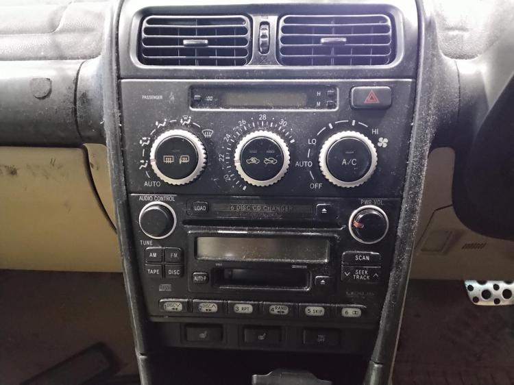 lexus Is200 SPORTS LUXURY Apr 2004 Parts & Wrecking