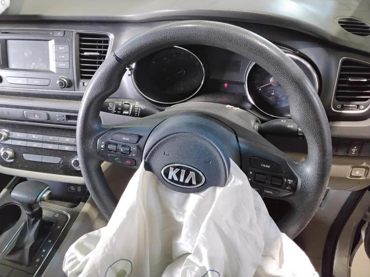 kia Carnival S Jul 2017 Parts & Wrecking