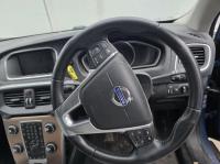 2016 Volvo S40 V40 CROSS COUNTRY image 9