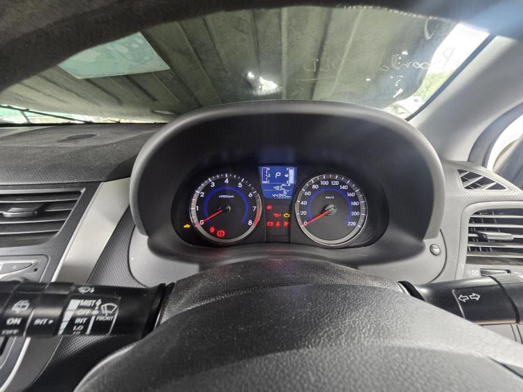 hyundai Accent RB ACTIVE Nov 2014 Parts & Wrecking