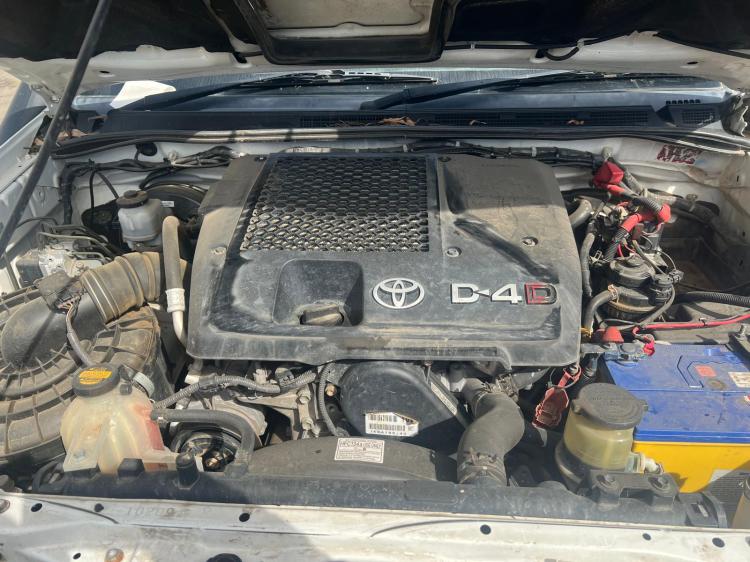 toyota Hilux KUN26R Apr 2015 Parts & Wrecking