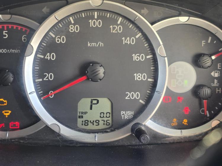 mitsubishi Triton MN GLX-R Sep 2011 Parts & Wrecking