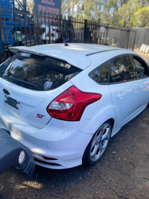 ford Focus 2013 Parts & Wrecking