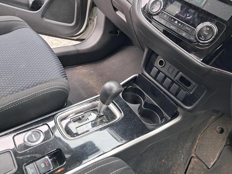 mitsubishi Outlander ZL Feb 2018 Parts & Wrecking