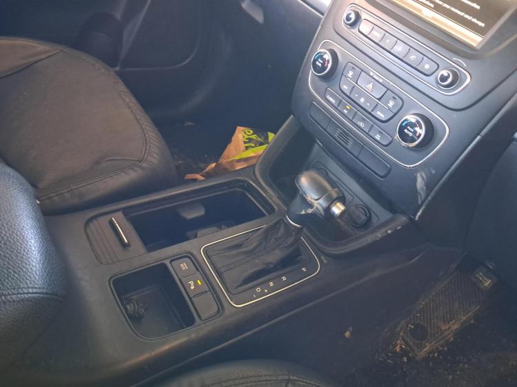 kia Sorento	 XM Parts & Wrecking