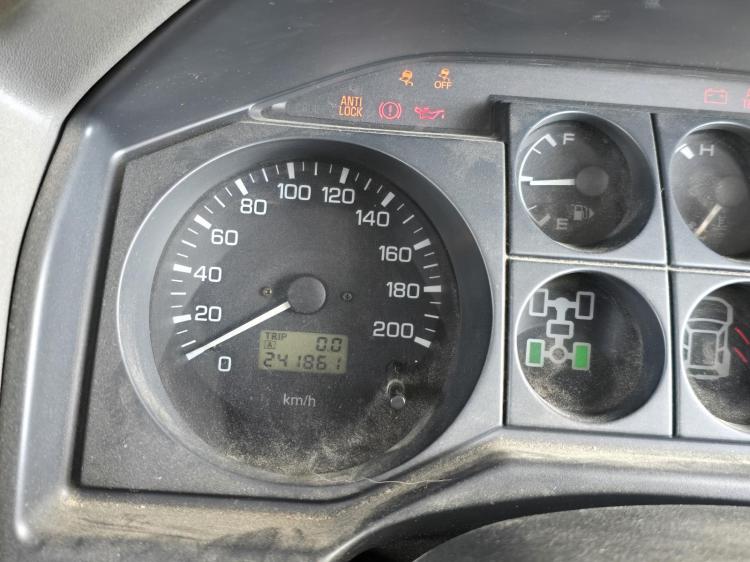 mitsubishi Pajero NP EXCEED Sep 2003 Parts & Wrecking