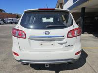 2011 Hyundai Santa Fe image 9