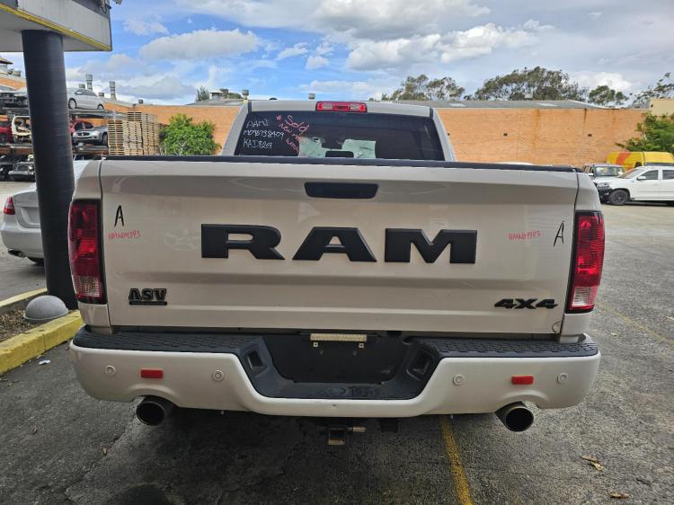 ram 1500 DS V8 HEMI Oct 2021 Parts & Wrecking