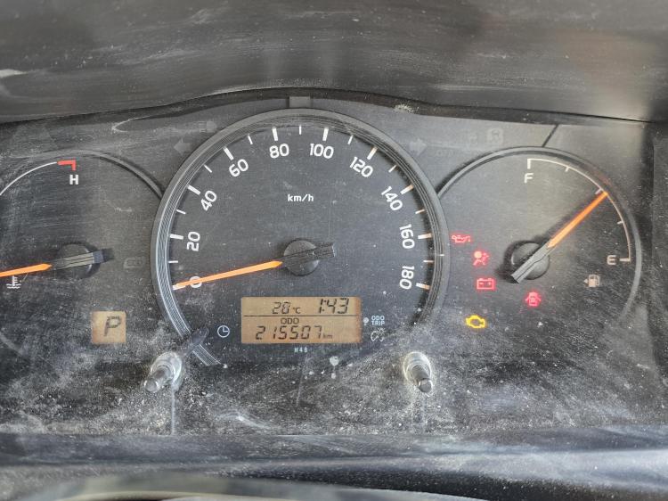 toyota Hiace TRH SUPER LWB Dec 2017 Parts & Wrecking