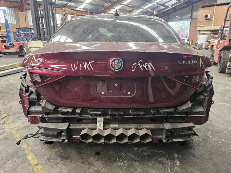 alfa romeo Giulia VELOCE Jan 2018 Parts & Wrecking
