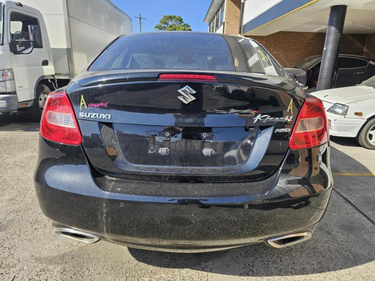 suzuki Kizashi FR SPORT AWD Oct 2012 Parts & Wrecking