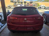 2015 Alfa Romeo Giulietta QUADRIFOGLIO VERDE 940 SERIES image 9