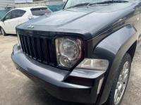 2011 Jeep Cherokee image 9