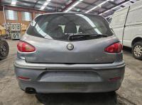 2001 Alfa Romeo 147 2.0I 5DR HATCH AR32310 5SPD MAN FWD 16V TWIN SPARK image 9