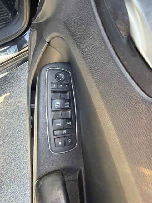 chrysler 300c 2014 Parts & Wrecking