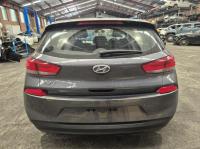 2020 Hyundai I30 PD 2.0I G4NC 6SPD FWD ACTIVE image 9