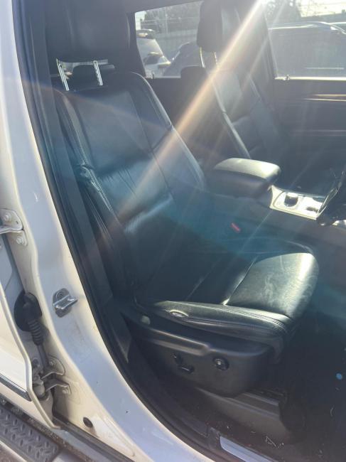 jeep Grand Cherokee WK Jan 2012 Parts & Wrecking