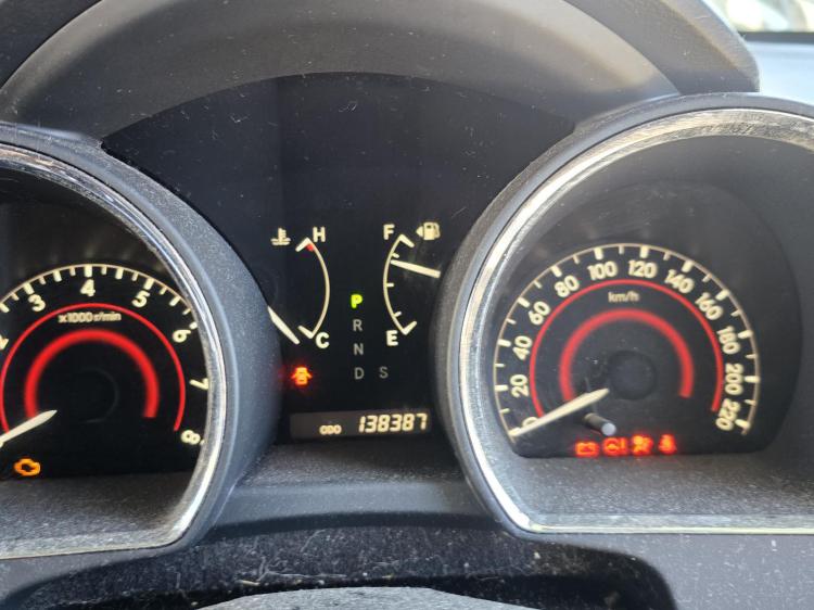 toyota Kluger GSU45R GRANDE Jan 2013 Parts & Wrecking