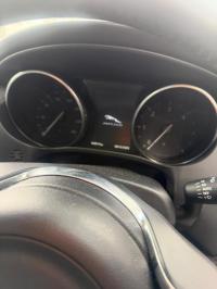 2018 Jaguar F Pace image 9